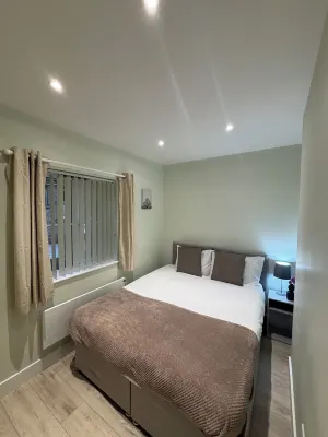 142 Huntingdon Town Centre Apartments