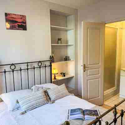 Le Vieux Port Rooms