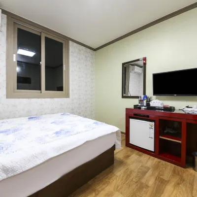 Yeongju Crystal 鄰近斗山1里的酒店
