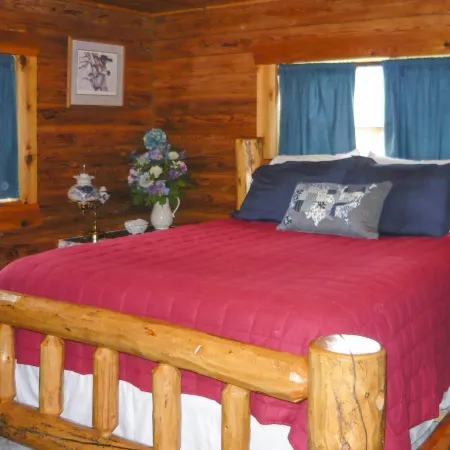 Log Cabin Cameron, South Madison River Area