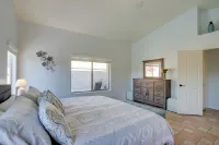 3 Mi to Surprise Stadium! Retreat w/ Putting Green - Kitchens
