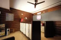 Pratham Inn by Downtown Hotel - bar