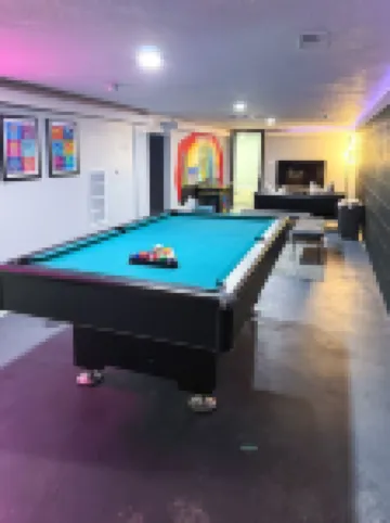 Dtwn Kck - 6 Beds with Pool Table & Arcade Games - 7 Min to Pnl!