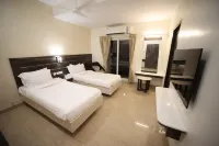 Avenue 11 Premium Stays Madurai - balcony