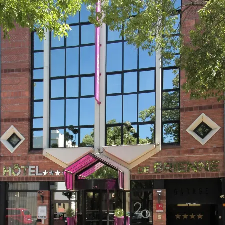 Hôtel de Brienne Отели рядом с достопримечательностью «Новый мост»