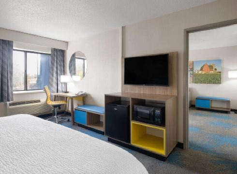 Days Inn by Wyndham Davenport