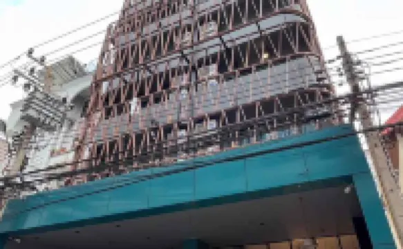 沙吞14飯店 GIOVANI附近的飯店