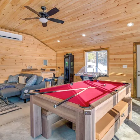 Waterfront Haven Bi-Level Lakefront Deck/Game Cntr