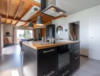 Beautiful, Luxury Home with Sauna, Hot Tub, Private Bathrooms