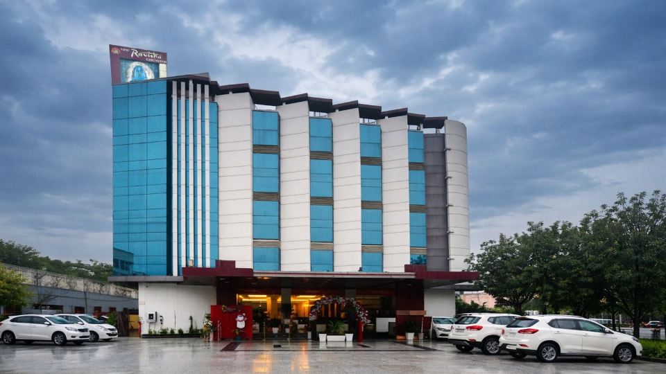 Hotel Ravisha Continental