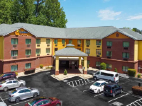 コンフォート スイーツ モロー - アトランタ サウス モローのホテル