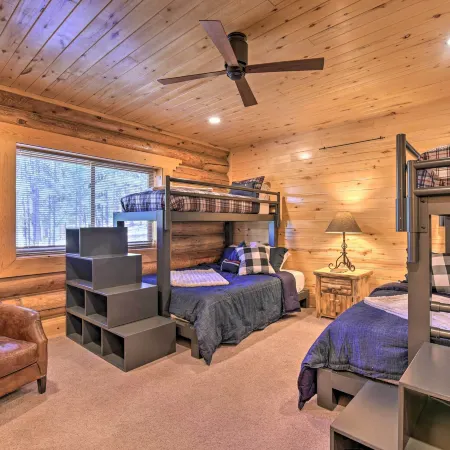 Grand Mountain Retreat in Angel Fire w/ Game Room!