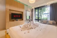 Mahesa 5 W/ Pool, Garden & Mini Zoo Hotels in 