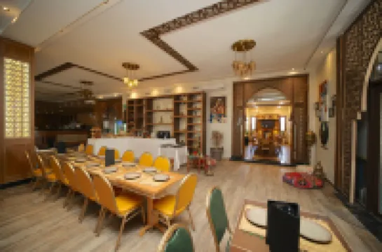 호텔 엘 카림  호텔