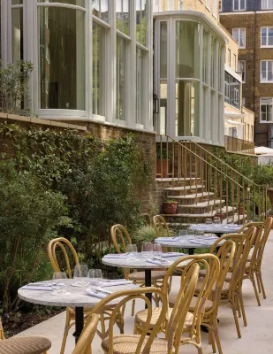 Miiro Templeton Garden Mahlzeiten Photos