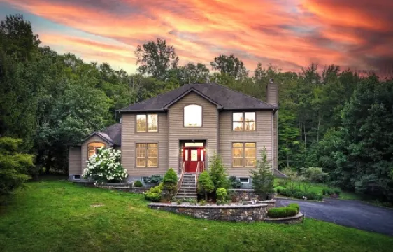 Villa Verde B&B, Greenwood Lake, NY