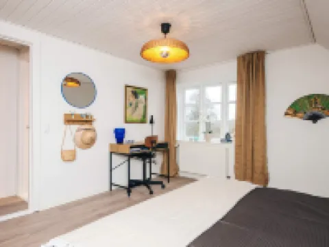 Nature Escape: Forest & Lake Access