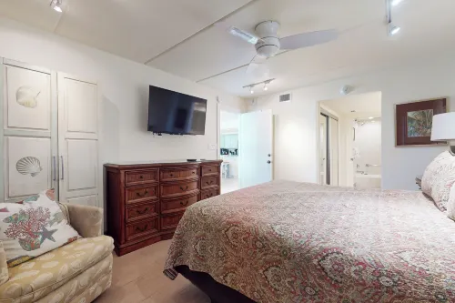 Beachfront Corner 3Br: Suntide III - Unit 910