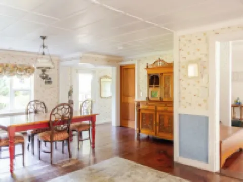 Private Giant Luxury Creekside Home - Serenity Hotels in Catskill