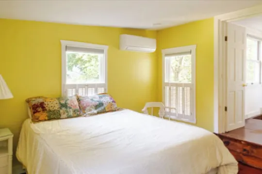 Private Giant Luxury Creekside Home - Serenity