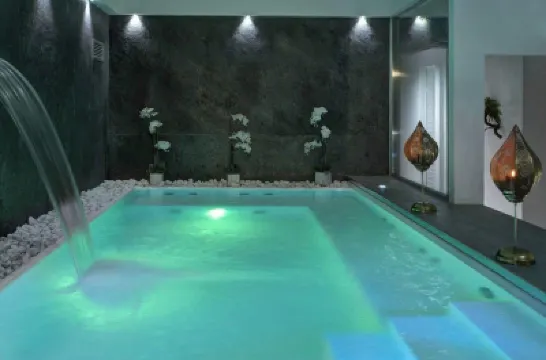 렐라이스 데 로페라  호텔