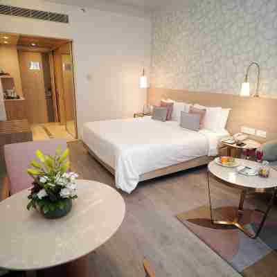 Muse Sarovar Portico Nehru Place Rooms