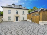 Harvax House
