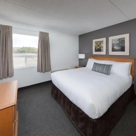 Heritage Inn Hotel & Convention Centre - Moose Jaw