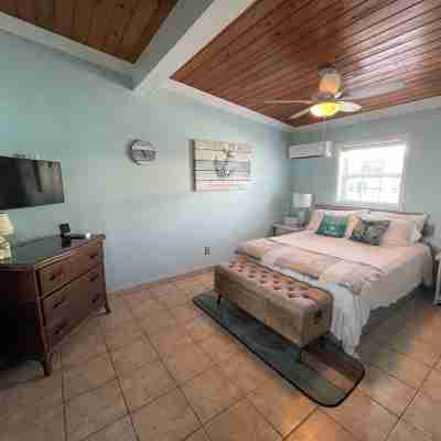 Exuma Sol - Stunning Views from this Oceanfront Beach Cottage Rooms