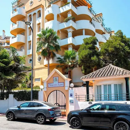 Amazing 3BD apt and Pool. Señorío de Aloha