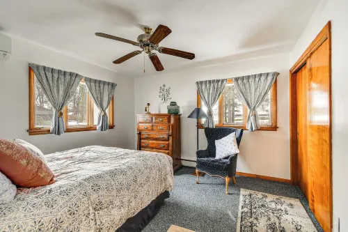 Rural Byron Retreat w/ Scenic Surroundings + Yard! - 3 estrellas
