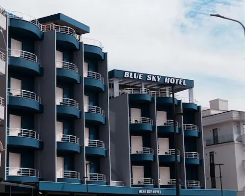 藍天旅館 薩蘭達酒店