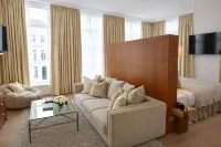 Hotel Van Cleef - Airport Shuttle