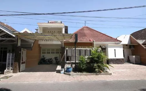 Menari Guesthouse - Pensionat