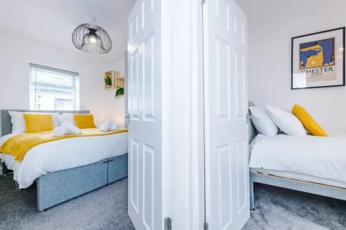 Stylish Home Incredible Location Sleeps 5 - balcony