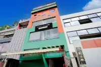 Super Deluxe Roomhotel Ballian's - Homestays