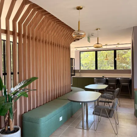 Modern Studio Apartment in Cali's Vibrant University District