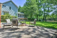 Waterfront Annapolis Cottage Fire Pit and Pier - Pet friendly
