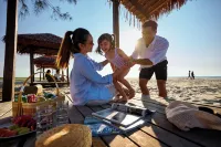 Hilton Garden Inn Kota Kinabalu Tuaran - Beach