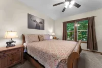 Hickory Hideaway - Communal Pool Access