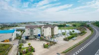 Jeju Hayan Byeol Pension - Condos