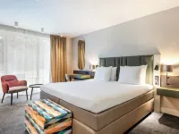 Van der Valk Hilversum - De Witte Bergen Hotels in Eemnes