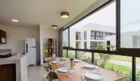Modern and Sophisticated Apartments Near the Beach in Marau VLL