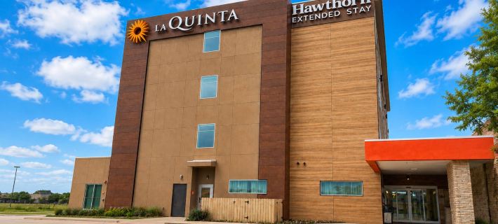 La Quinta Inn and Suites by Wyndham Corpus Christi I-37 NW Hotels in Nueces County
