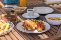 Vira Vivere Houses - breakfast