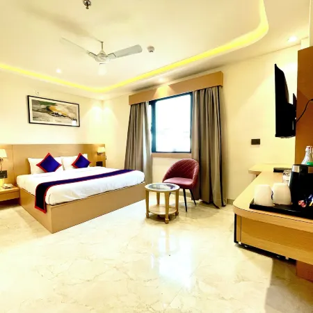 Zip by Spree Hotels R Group - Near Coaching Hub & Oxy Park