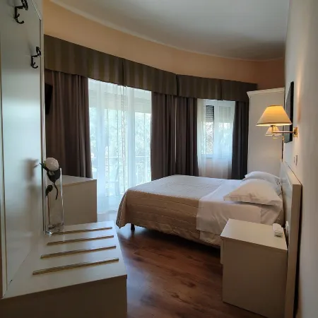 Hotel Ausonia