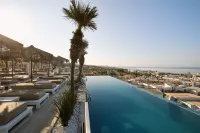 Hotel Napa Suites (Adults Only) - С бассейном