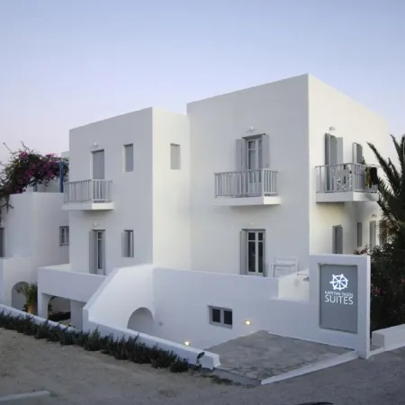 Kapetan Tasos Suites Отели рядом с достопримечательностью «Серная шахта»