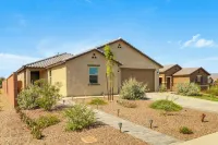 Extended-stay Tucson Escape w/ Office & EV Charger - 3-Star